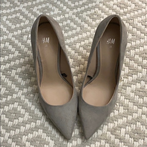 H&M Grey Pump Size 38 - Picture 1 of 3